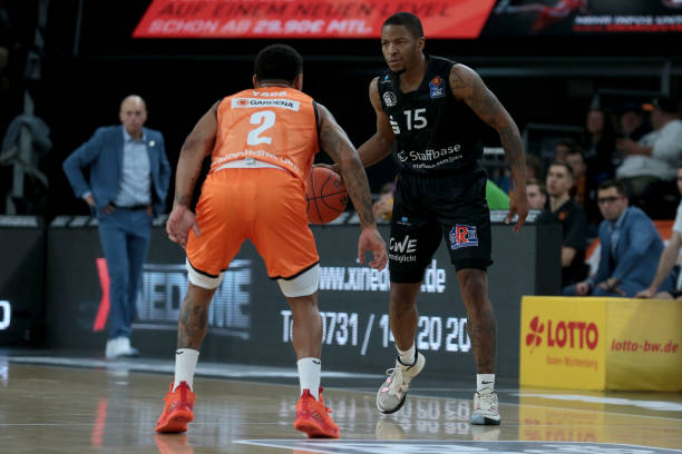 而当话题转 而当话题转