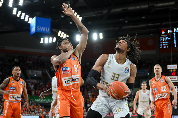 教练组决定 教练组决定