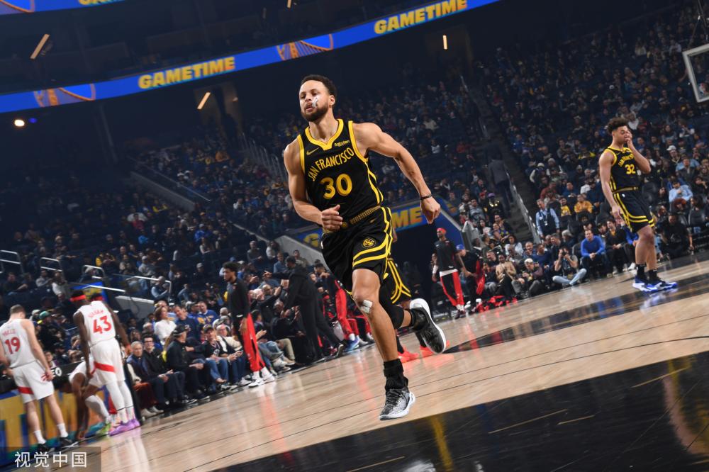 覃海洋还依 覃海洋还依